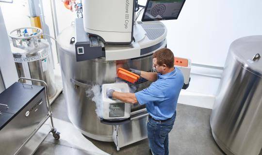 Cell and gene therapy cryogenic storage