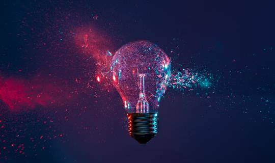 lightbulb shatter