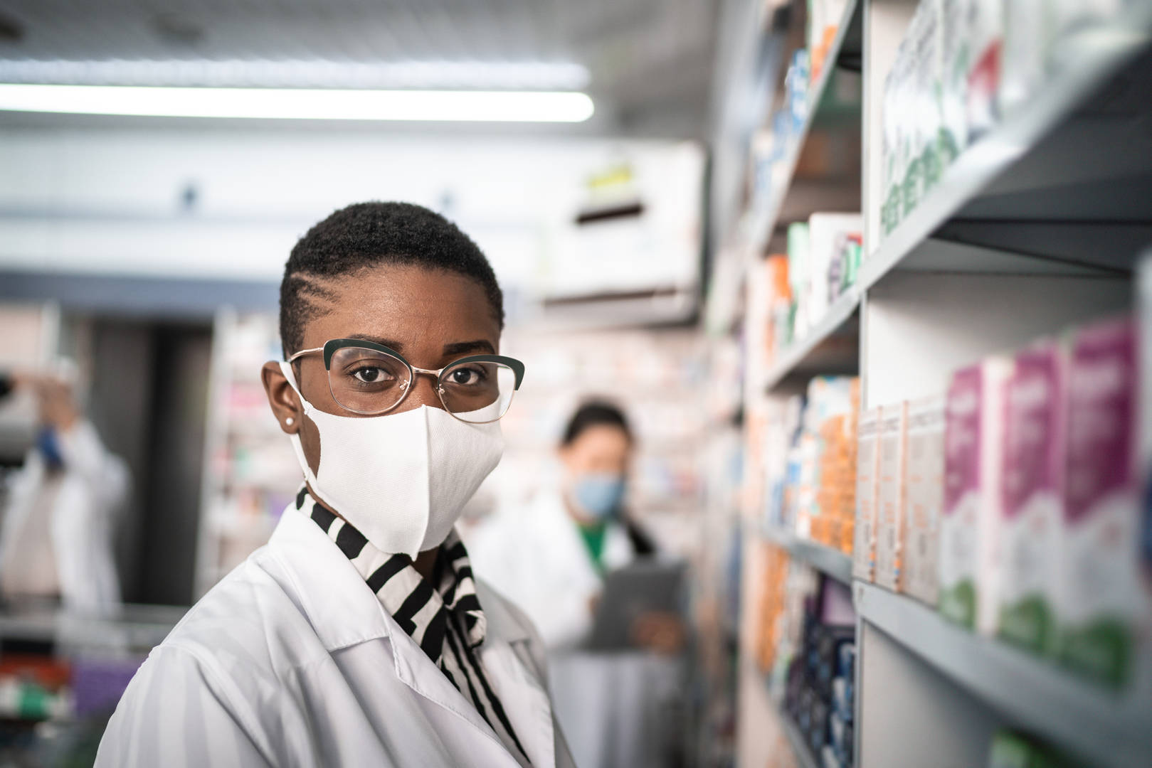 pharmacist in mask